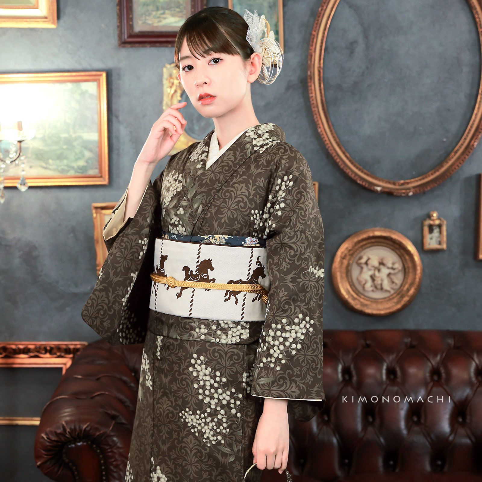 12アラベスクに南天　利休茶色