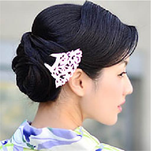 透かし彫り銀杏(イチョウ)型「唐草 白」