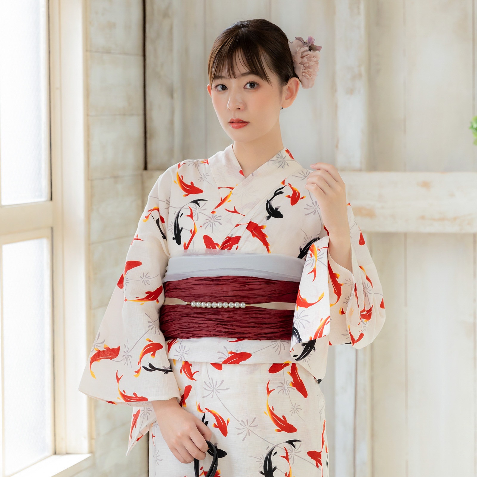 綿女性浴衣：金魚、赤×黒 生成り