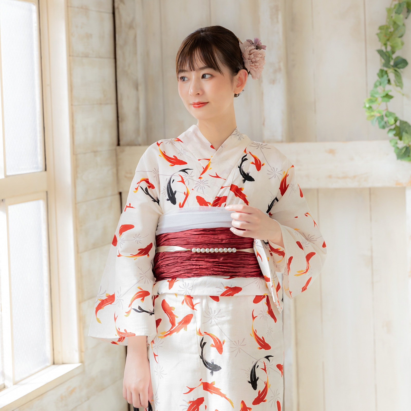 綿女性浴衣：金魚、赤×黒 生成り