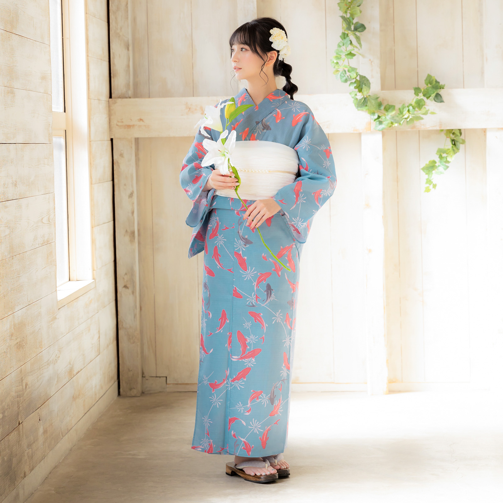 綿女性浴衣：金魚、ピンク×薄墨 スモークブルー