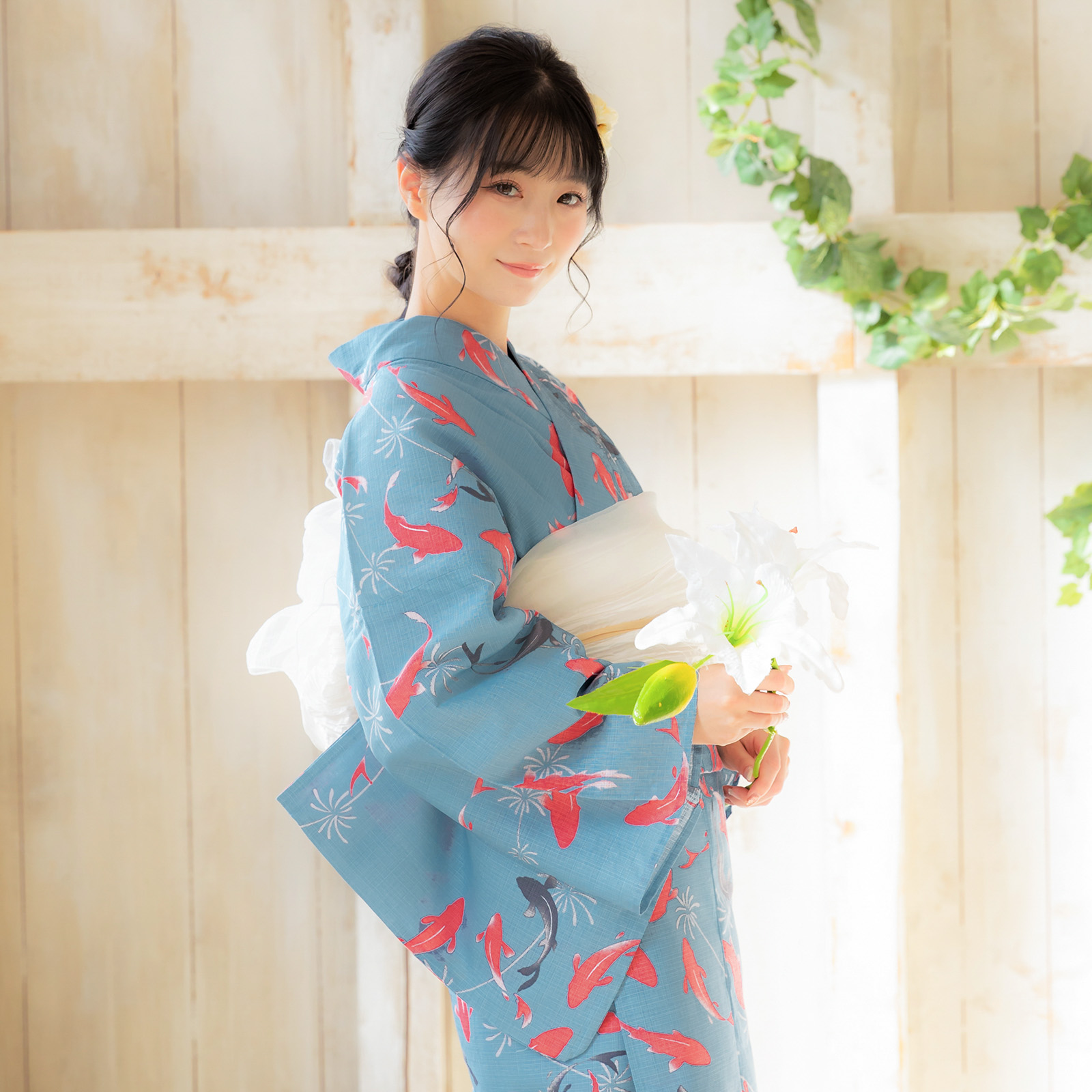 綿女性浴衣：金魚、ピンク×薄墨 スモークブルー
