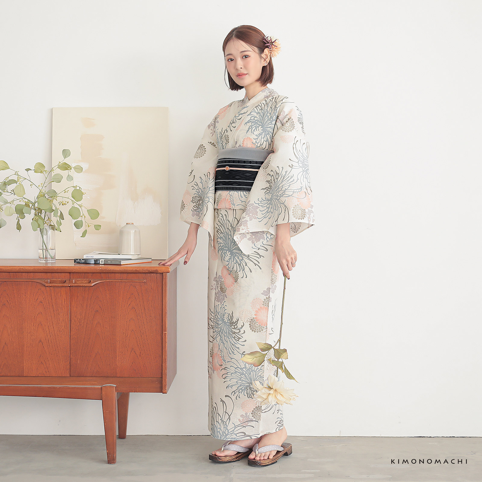 綿女性浴衣：糸菊に菊花紋　コーラル