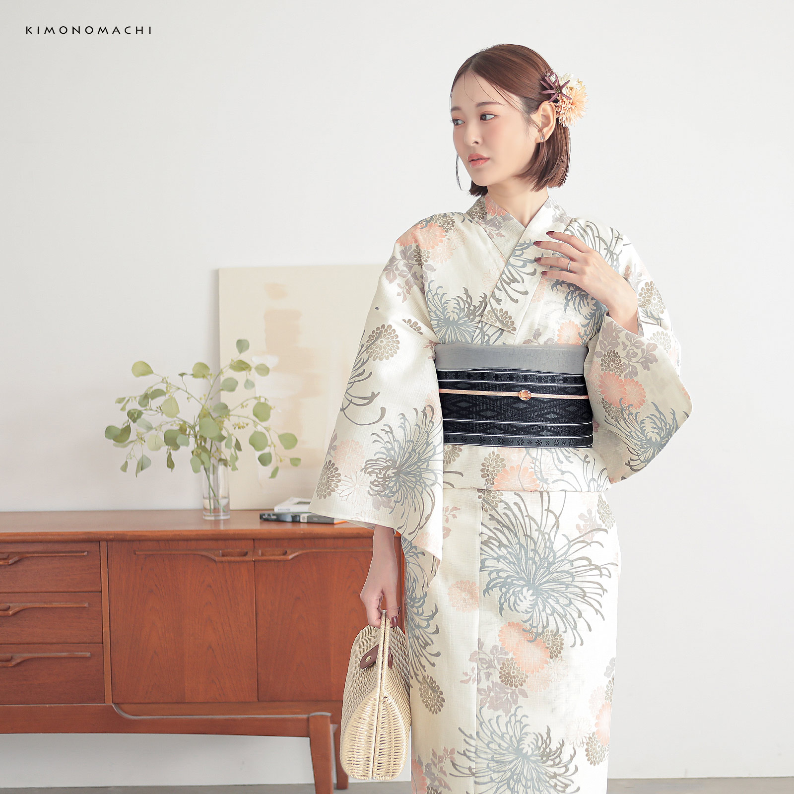 綿女性浴衣：糸菊に菊花紋　コーラル