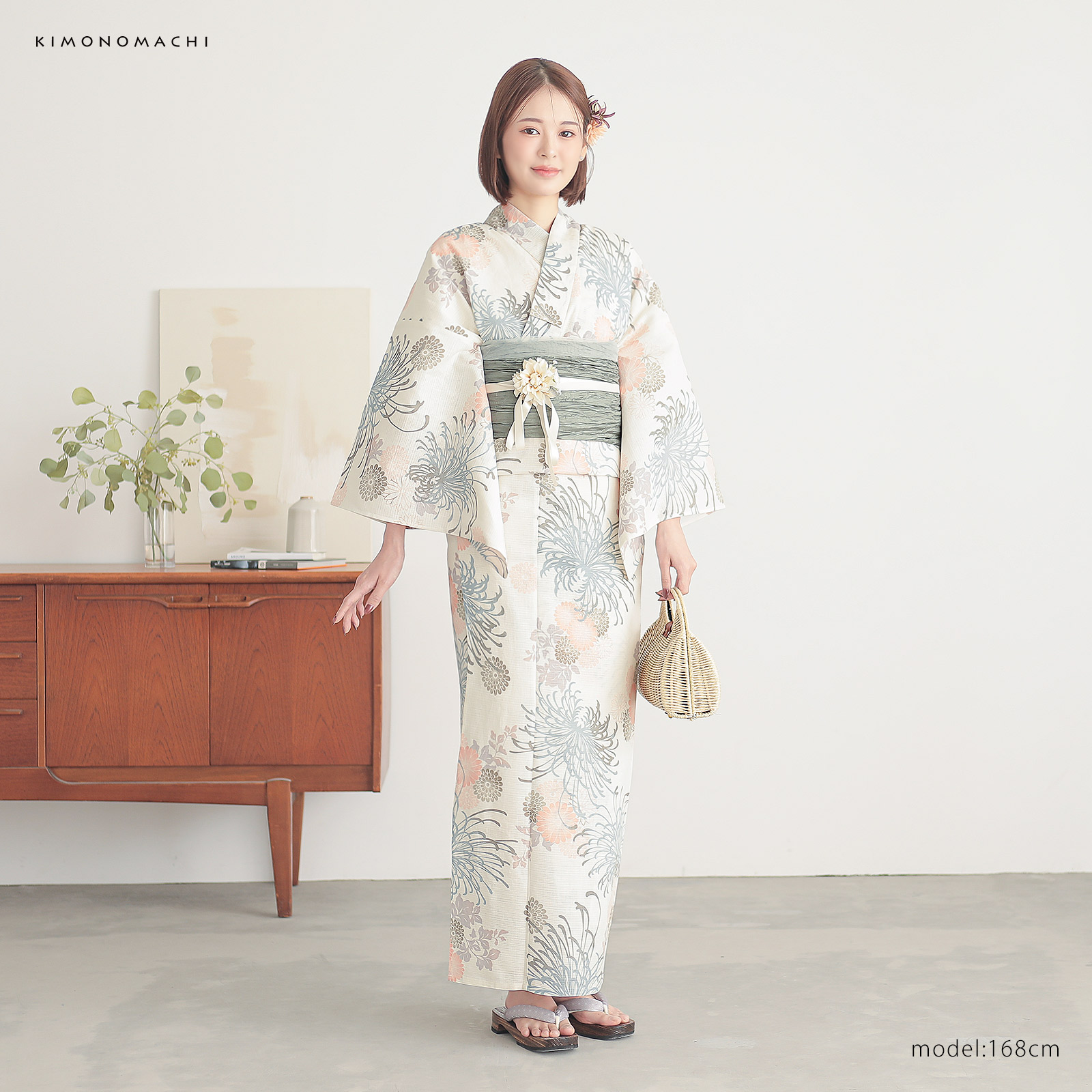 綿女性浴衣：糸菊に菊花紋　コーラル
