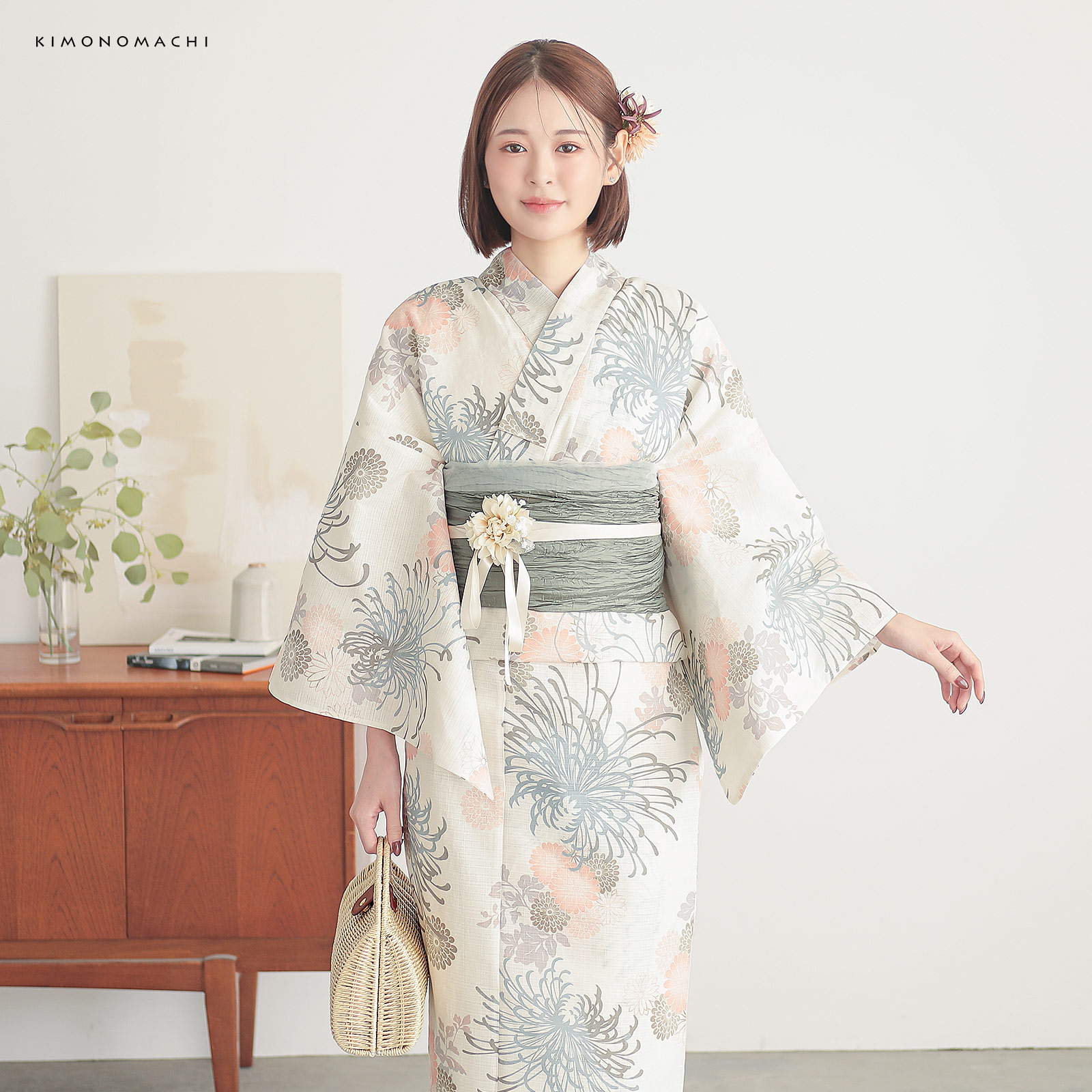 綿女性浴衣：糸菊に菊花紋　コーラル