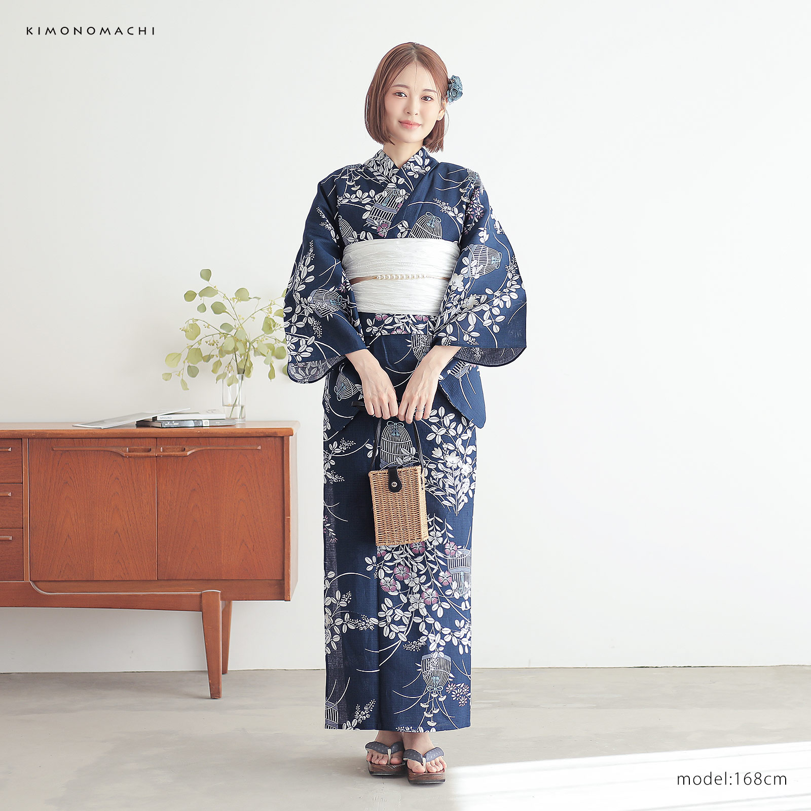 綿女性浴衣：秋草に虫かご　ネイビー
