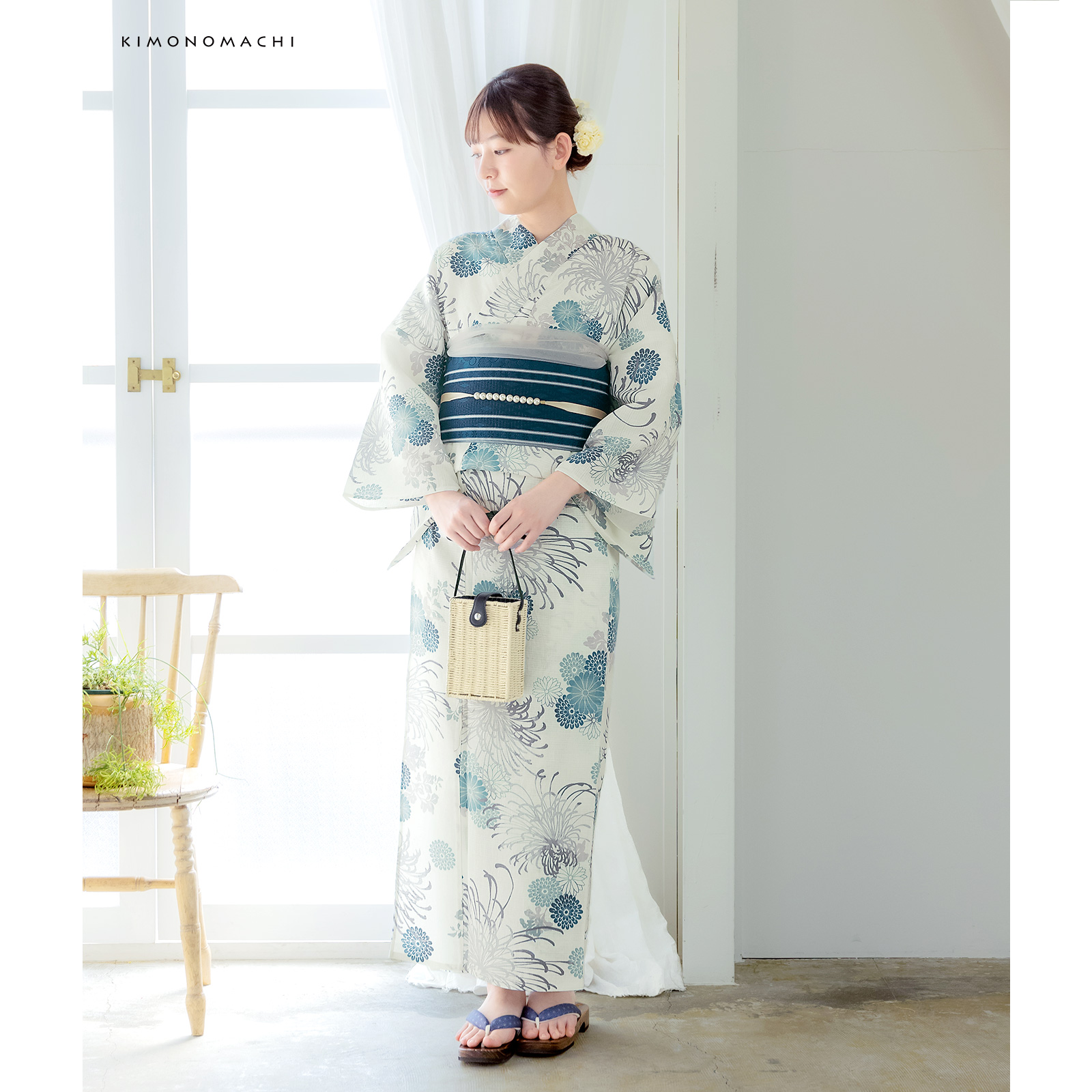 綿女性浴衣：糸菊に菊花紋　ブルー