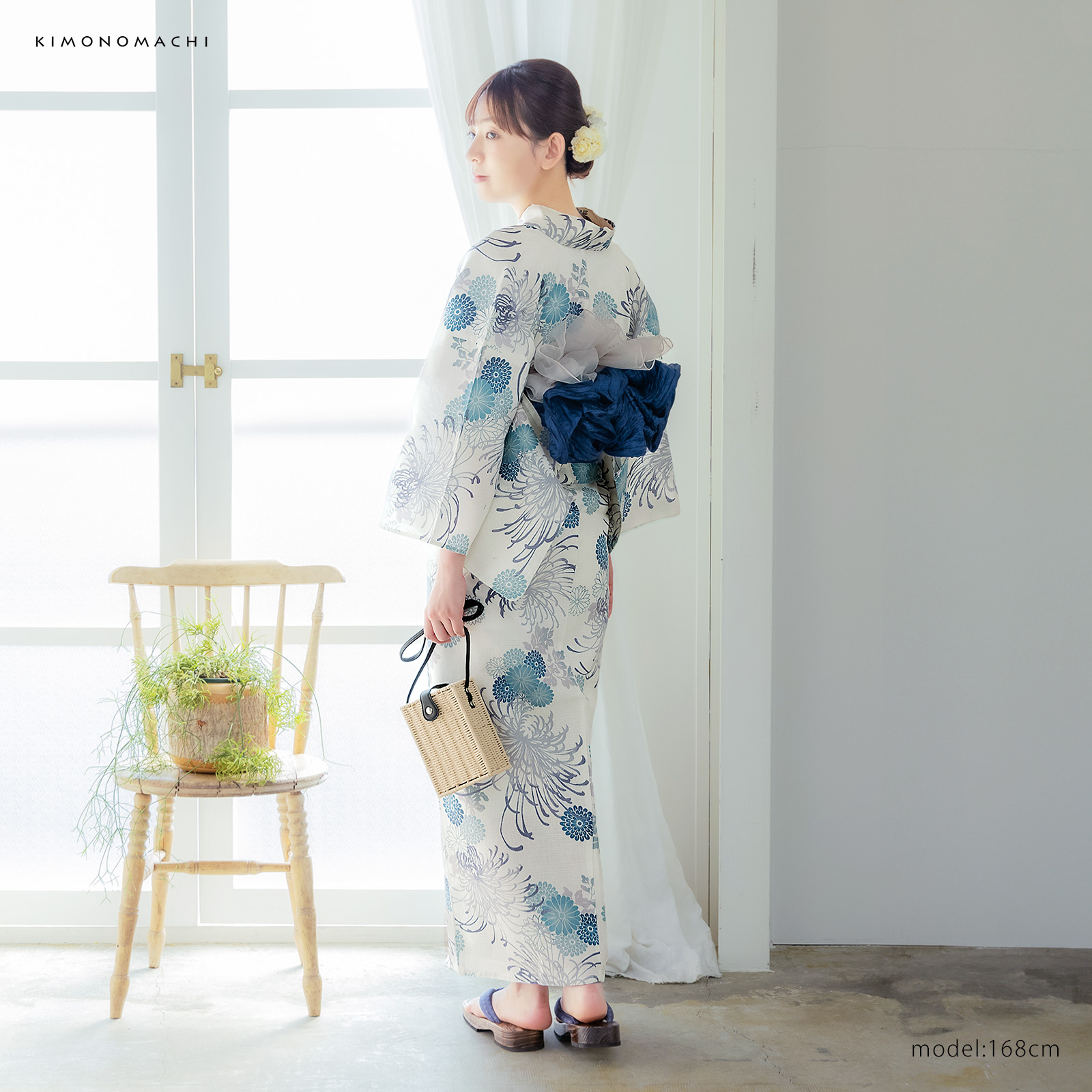 綿女性浴衣：糸菊に菊花紋　ブルー