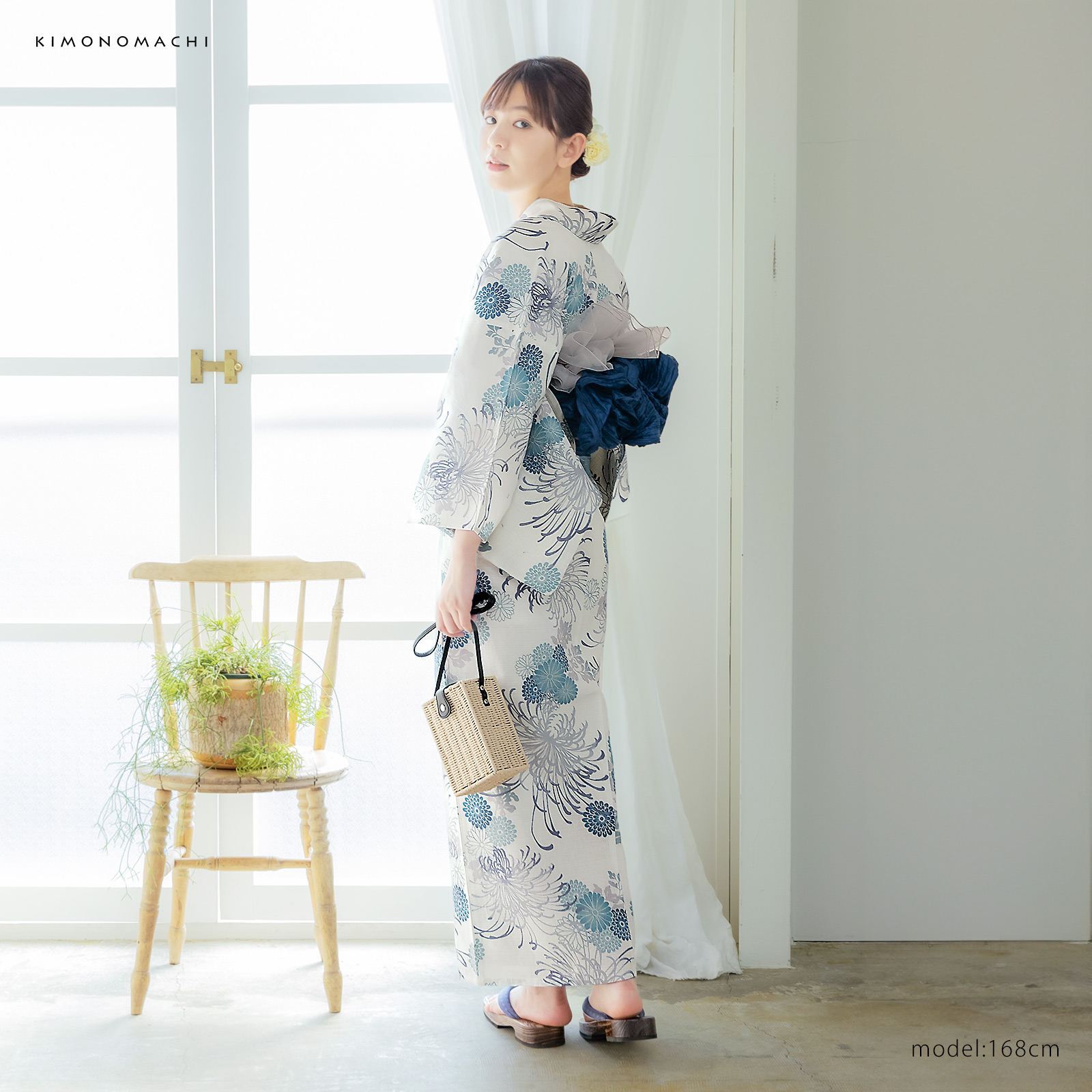 綿女性浴衣：糸菊に菊花紋　ブルー