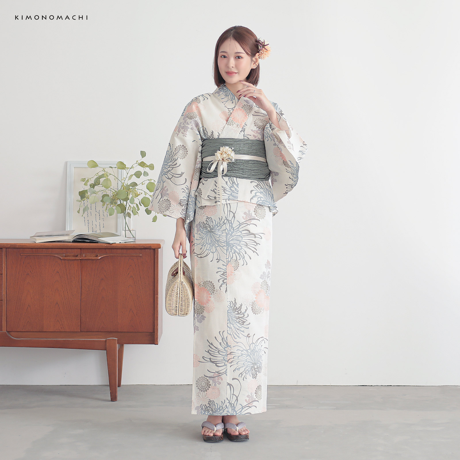 綿女性浴衣二部式：糸菊に菊花紋　コーラル