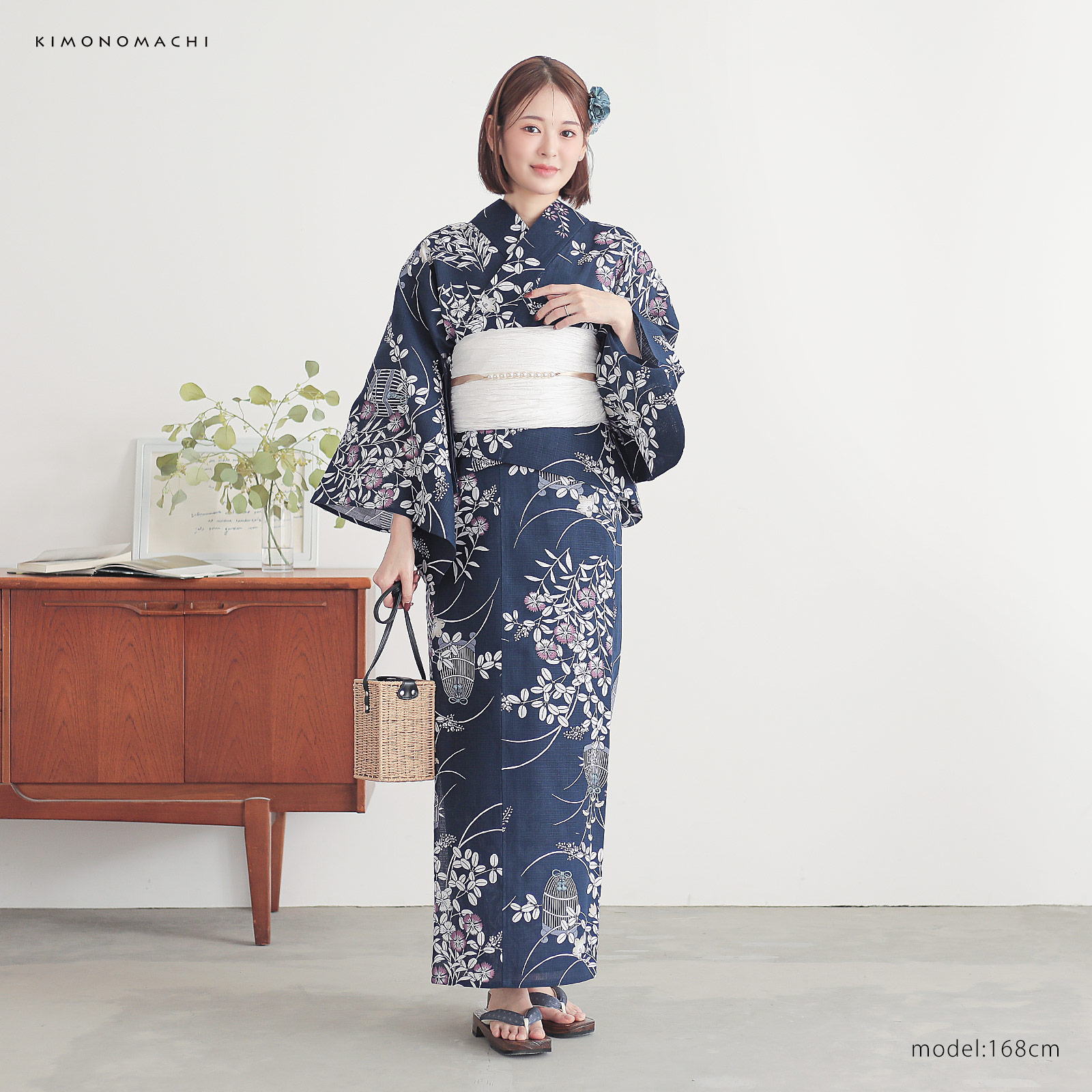 綿女性浴衣二部式：秋草に虫かご　ネイビー