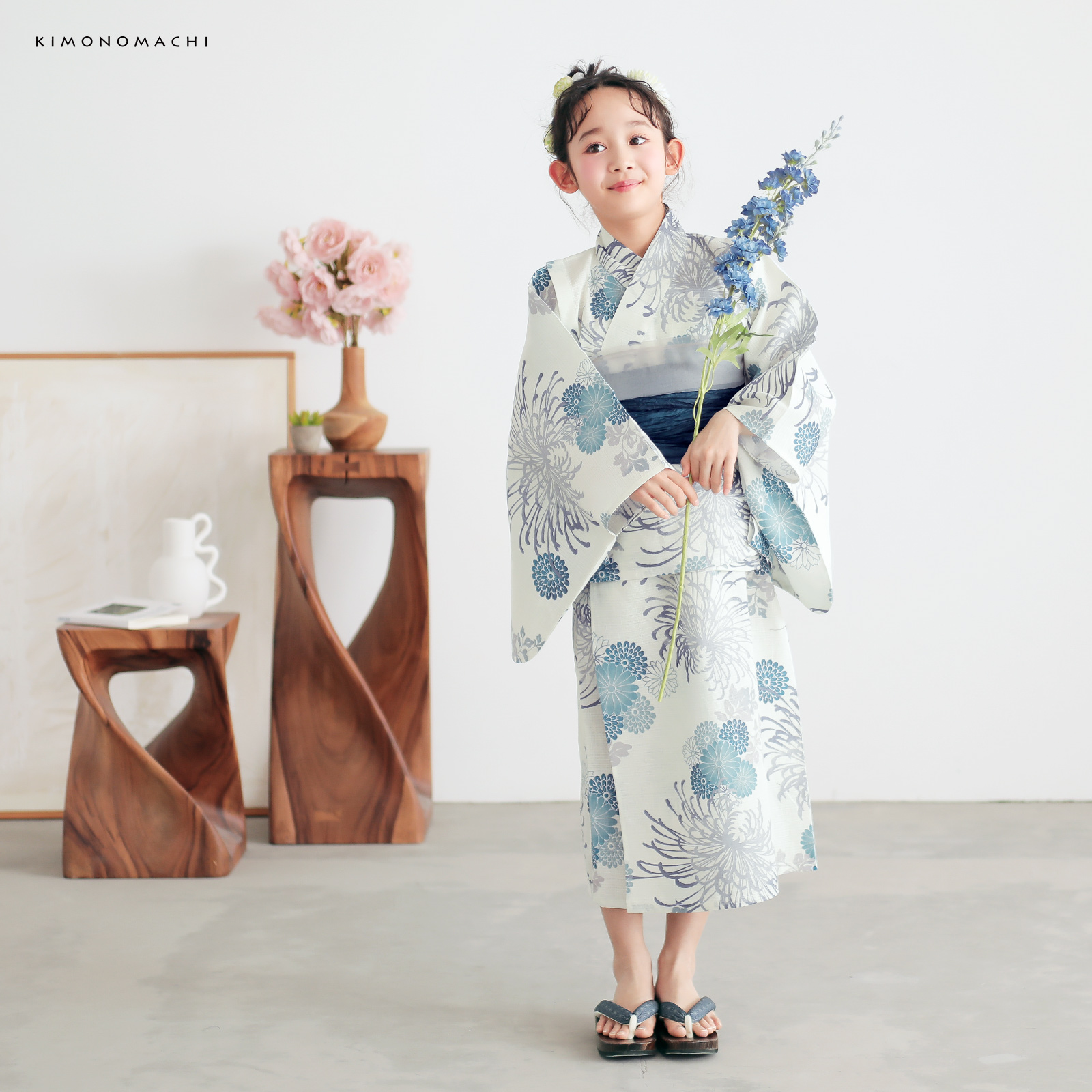 綿女の子2way浴衣：糸菊に菊花紋　ブルー