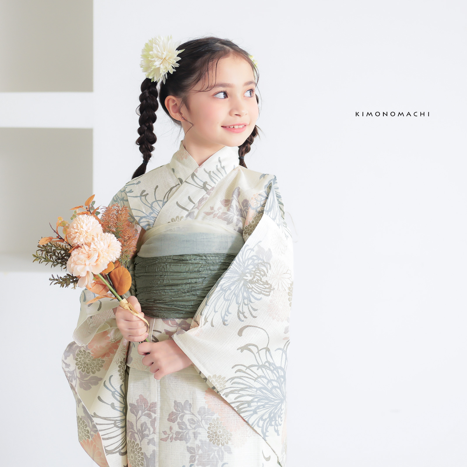 綿女の子浴衣：糸菊に菊花紋　コーラル