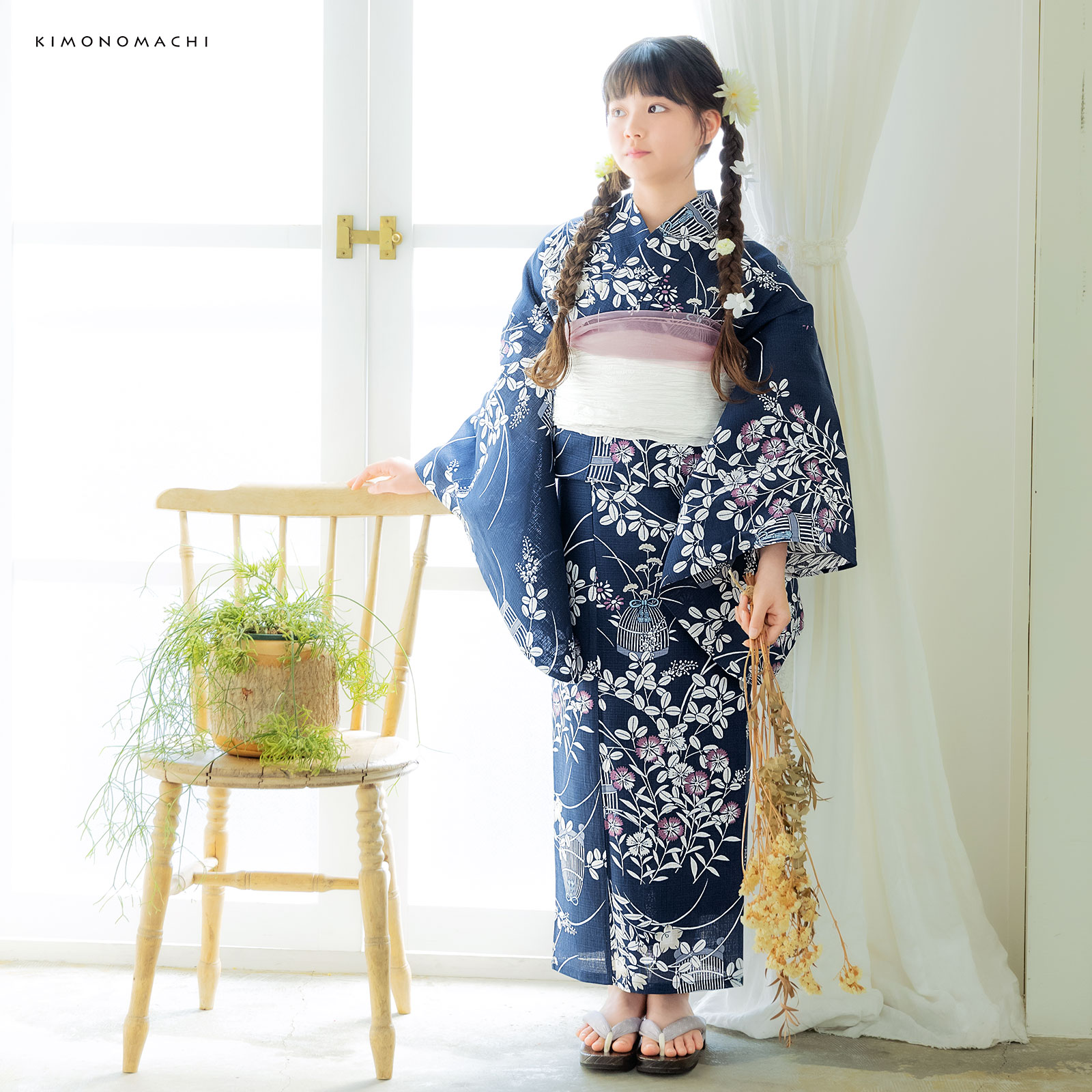 綿女の子浴衣：秋草に虫かご　ネイビー