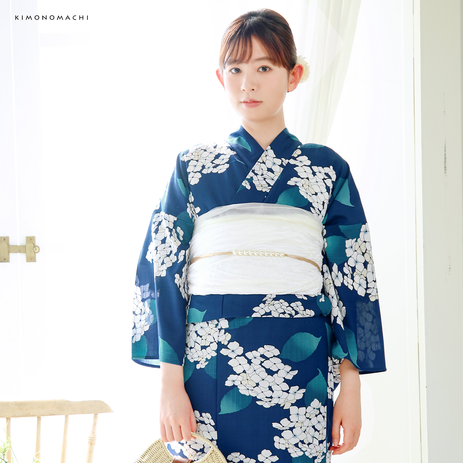 ポリエステル女性浴衣：アジサイ　セルリアンブルー
