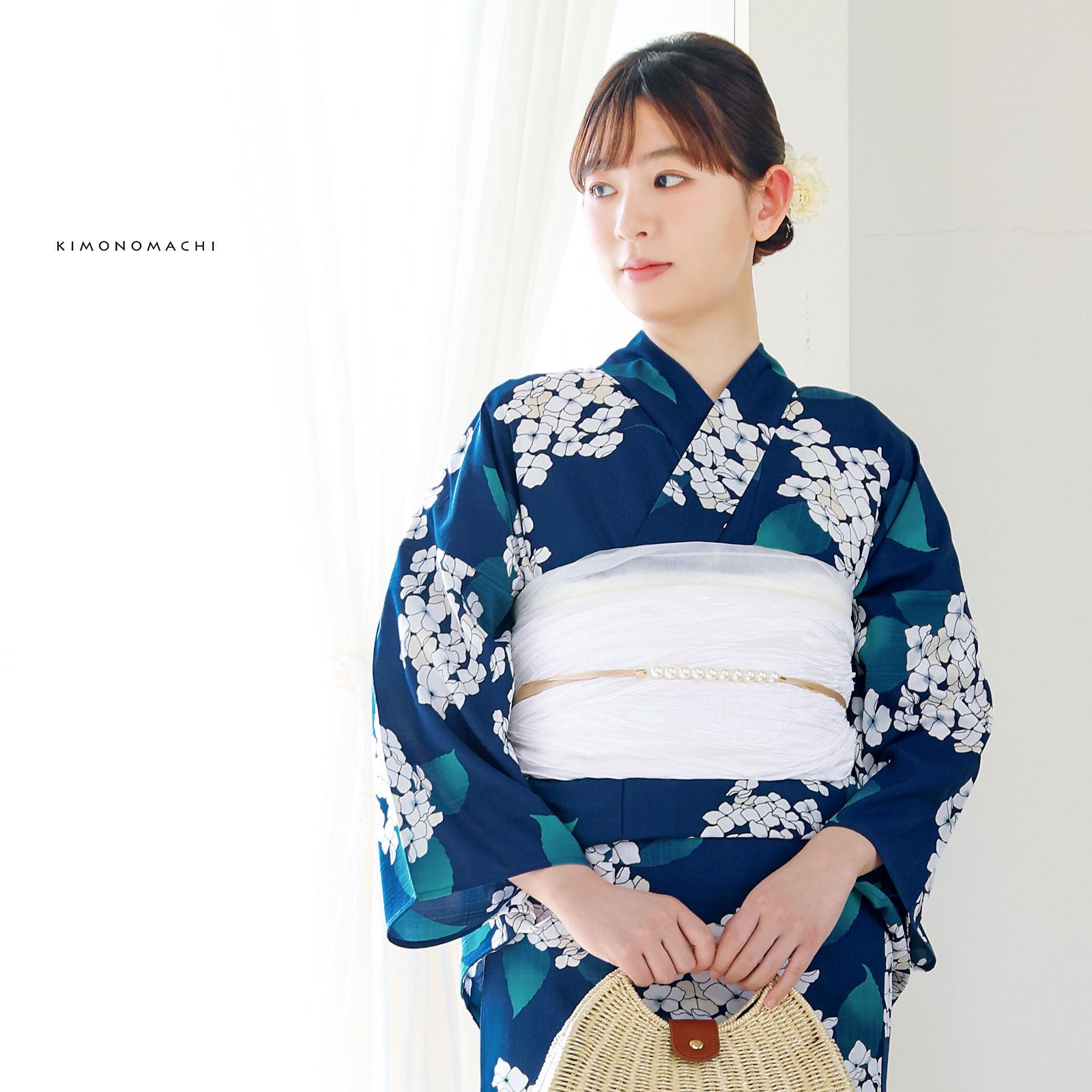 ポリエステル女性浴衣：アジサイ　セルリアンブルー